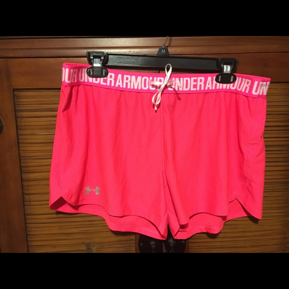 Under Armour hot pink work out shorts